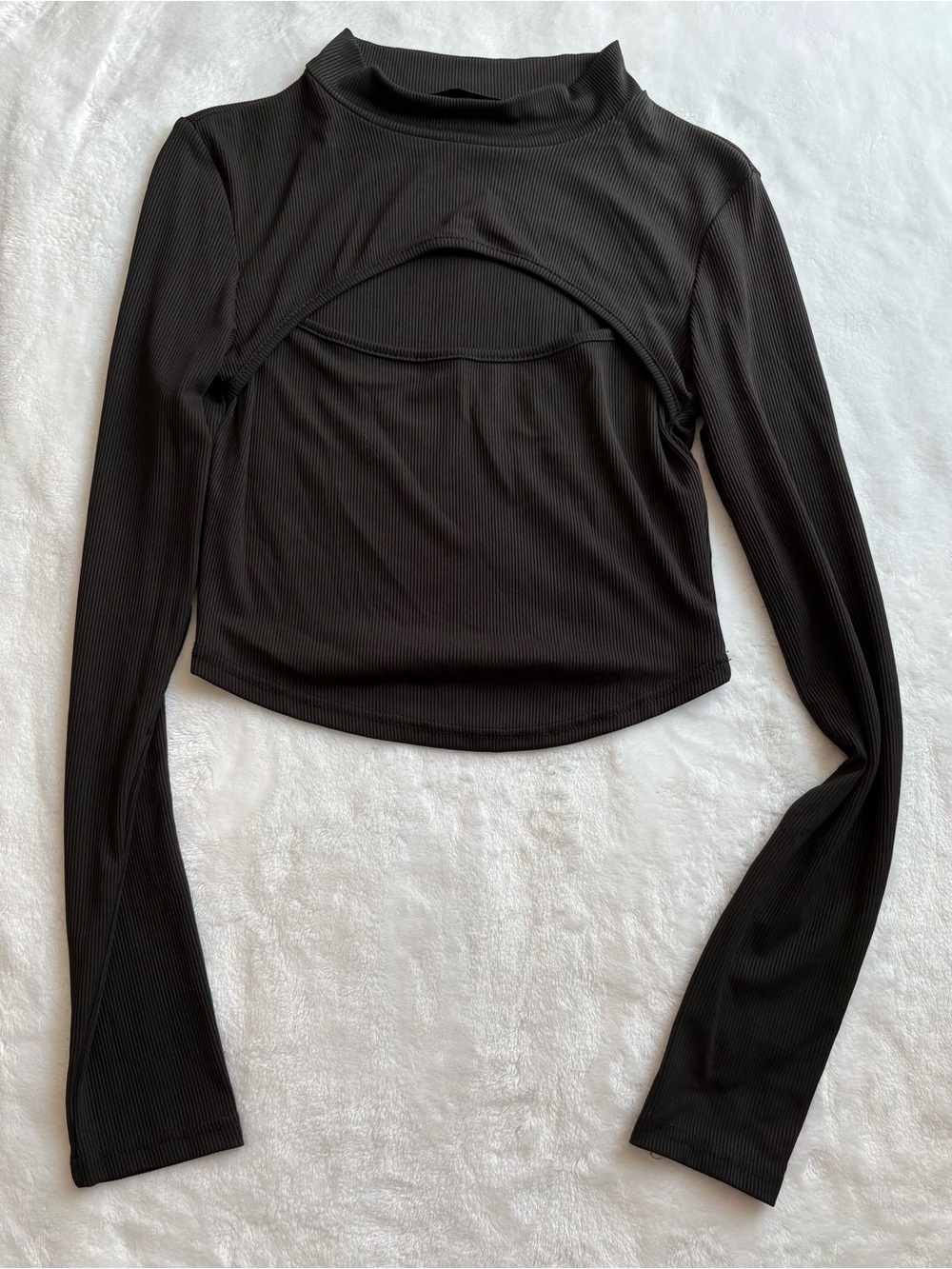 🖤 Trendy Rib-Knit Mock Neck Top with Front Cut-Out